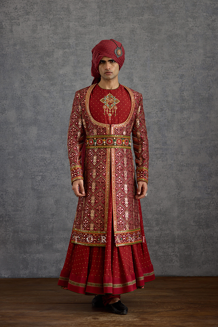 Surkhi Mastan Sherwani Set