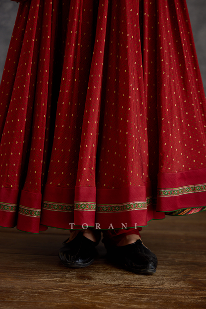Surkhi Mastan Sherwani Set