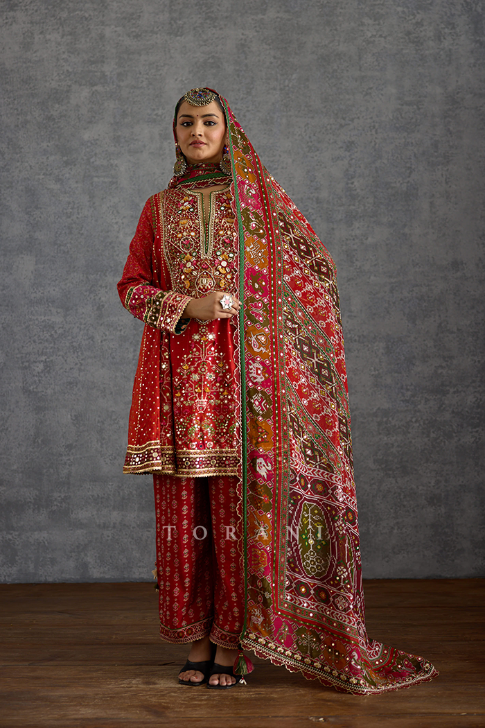 Raktika Baroque Kurta Set