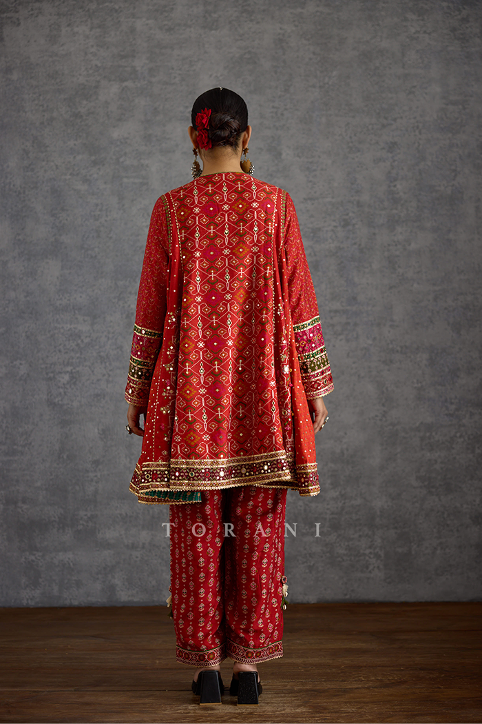 Raktika Baroque Kurta Set