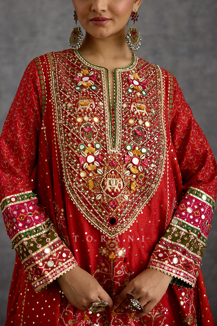 Raktika Baroque Kurta Set