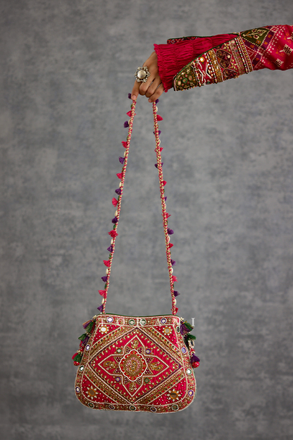 Surkhi Jinal Sling Bag