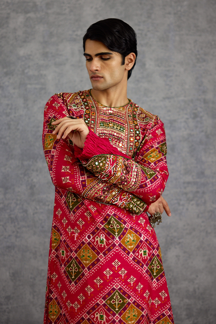 Chitrit Patola Kurta Set