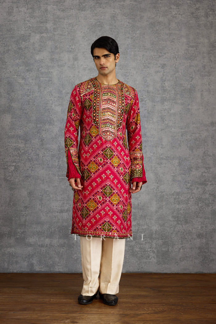 Chitrit Patola Kurta Set