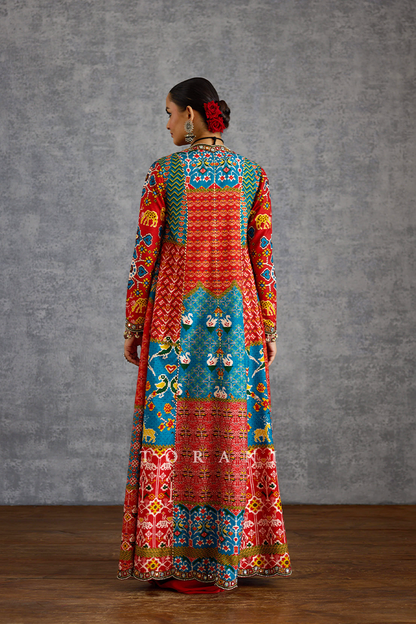 Sunehra Varnaabha jacket
