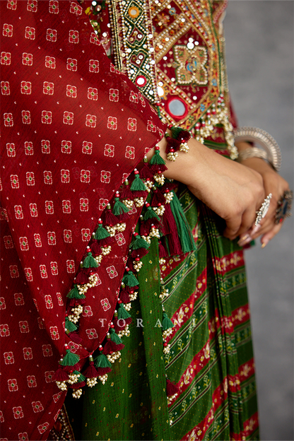 Harit Zamreen Raktangi Jacket Set