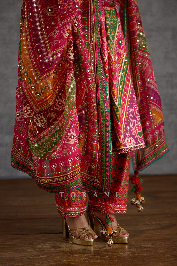 Rangili Laila Anarkali Set