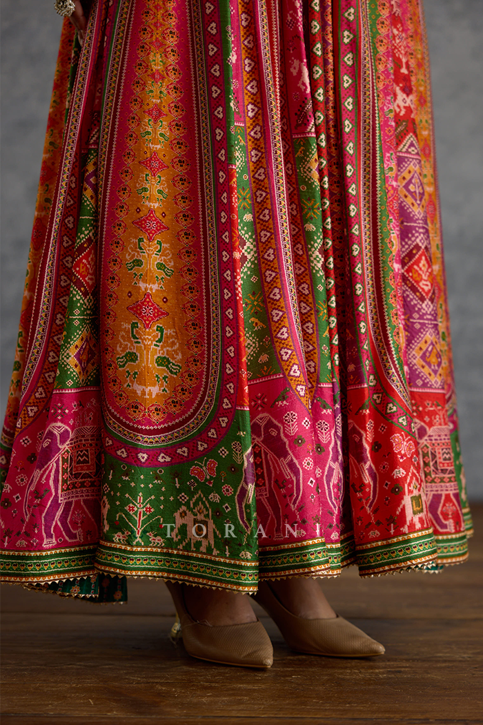 Rangili Baani Anarkali Set