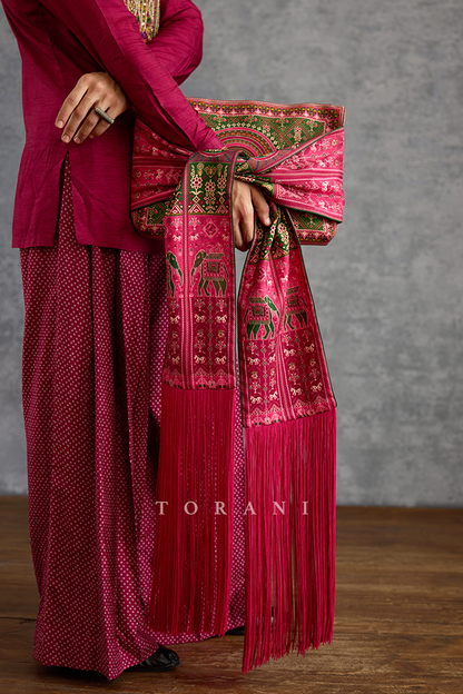 Rangili Pardeh Clutch