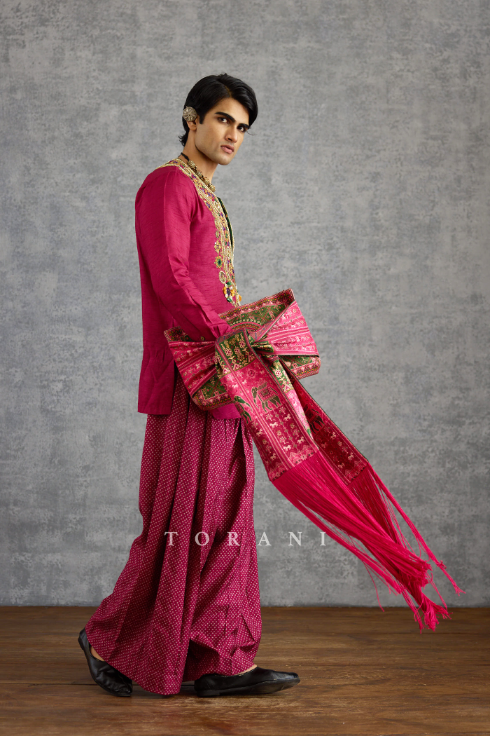 Rangili Pardeh Clutch