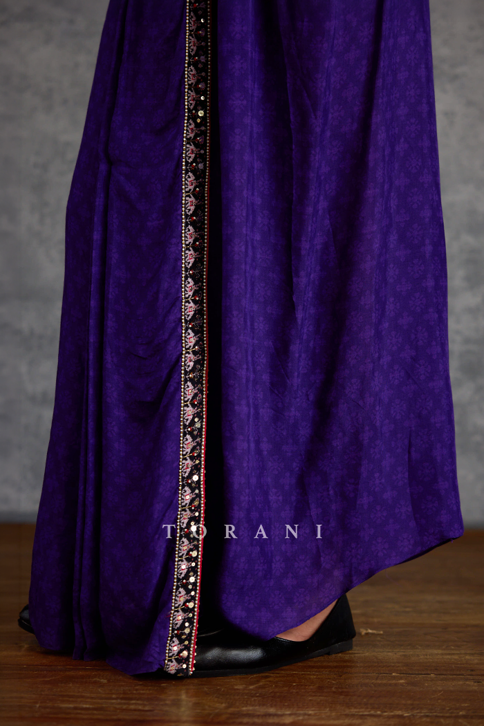 Mura Farhat Bandhgala Set