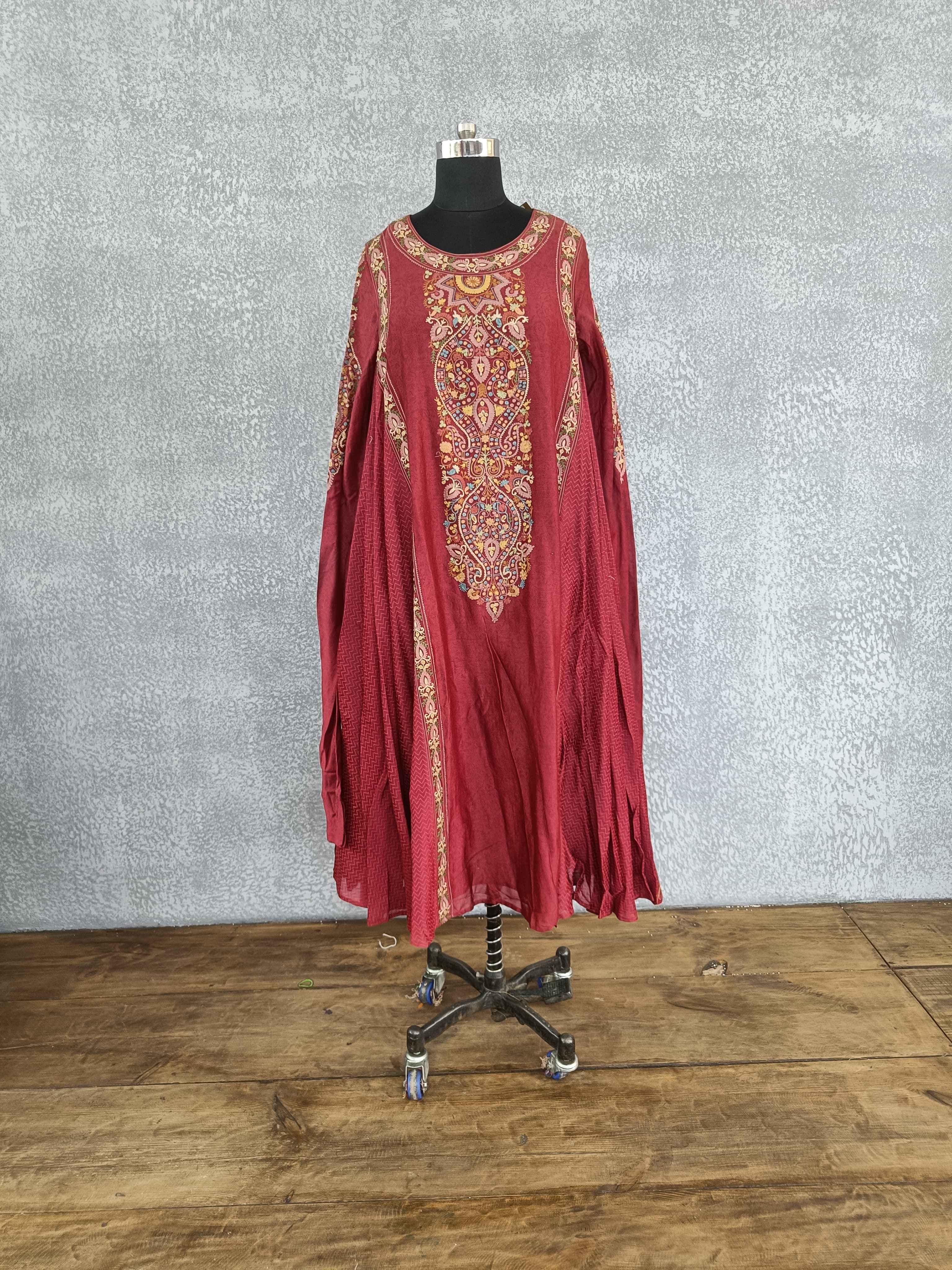 Sale- Sanobar Sufiya Kurta