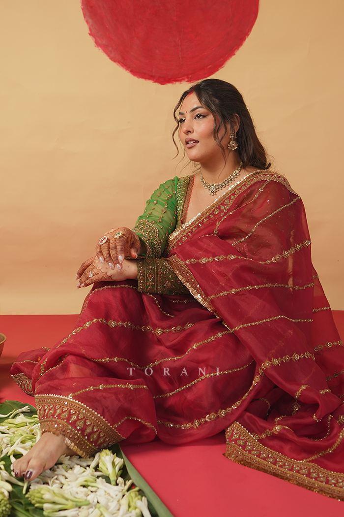 Sakshi Sindwani In our Saroja Ramani Saree Set