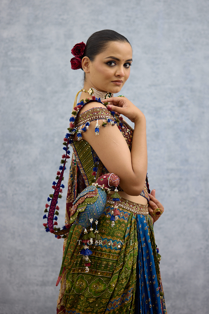 Virasa Zeenat Parrot Potli Bag