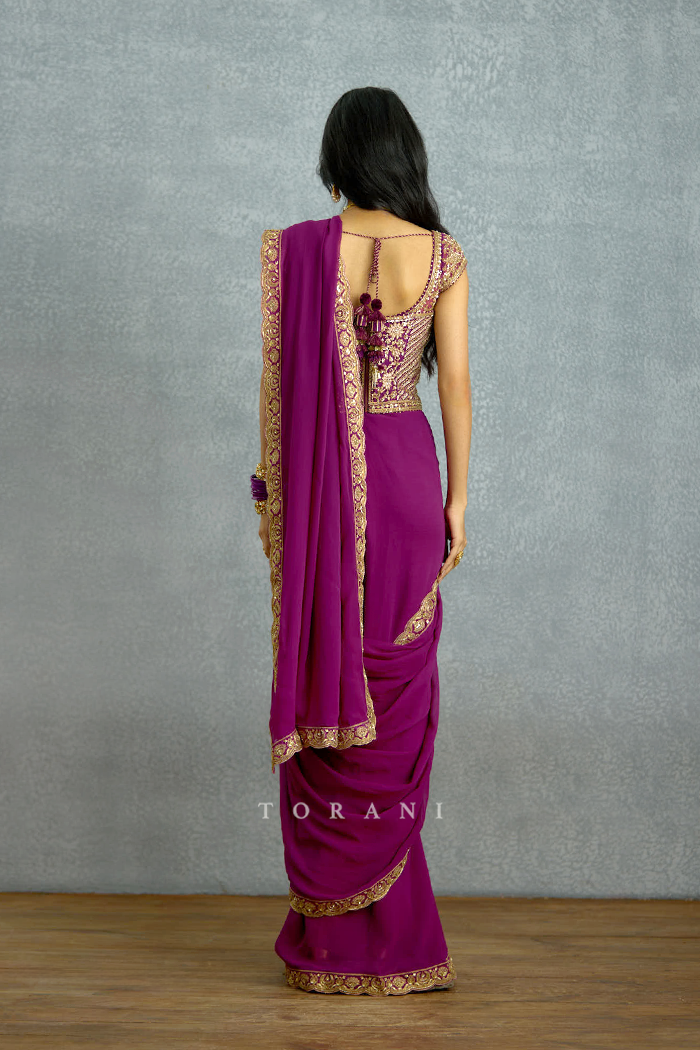 Banafsha Pranitha Saree Set – Bordered