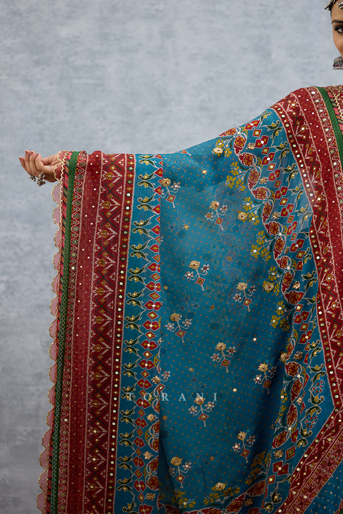 Kanak Varnaabha Lehenga Set