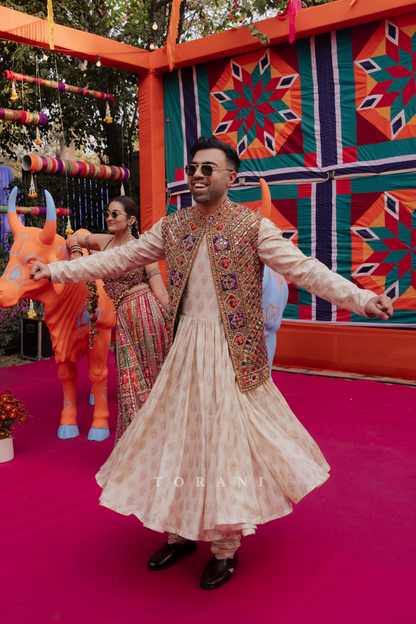 Shruti Bhargava &amp; Shubham Torani in our Custom Patola Set