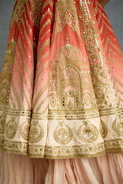 Zehra Mahtabe Fareedan Gharara Set