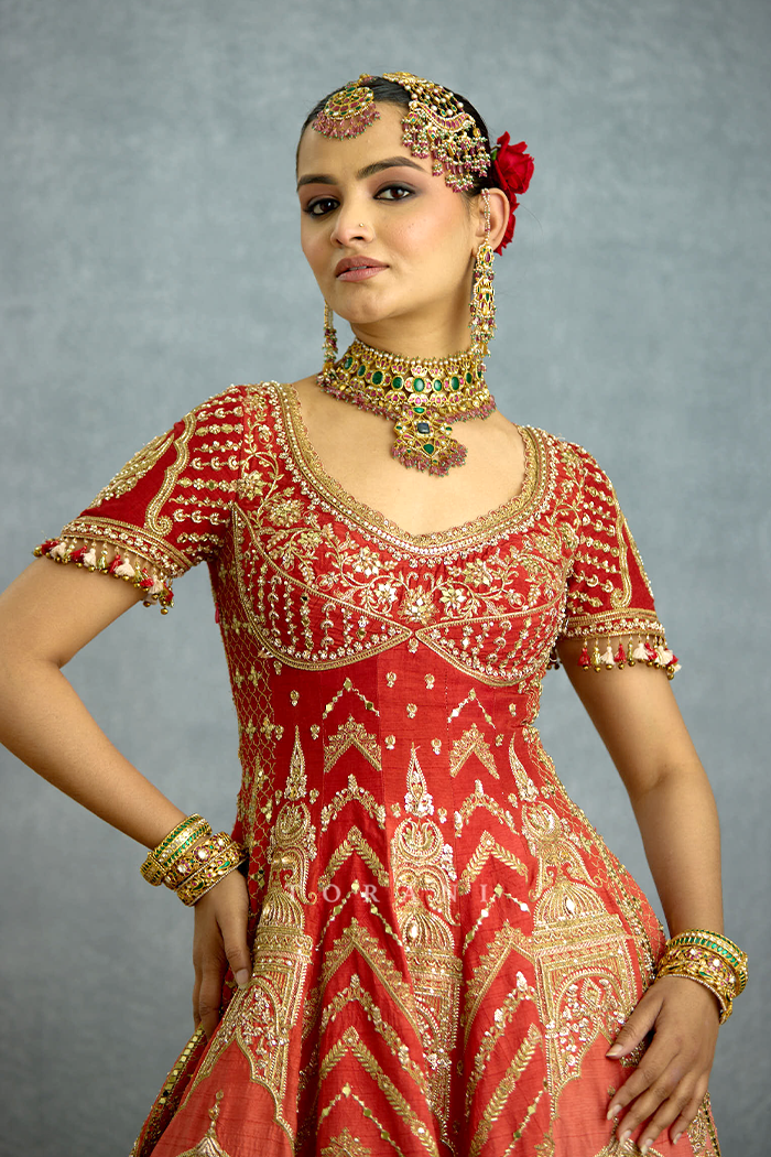 Zehra Mahtabe Fareedan Gharara Set