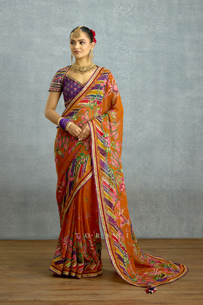 Komudika Sandhya Saree