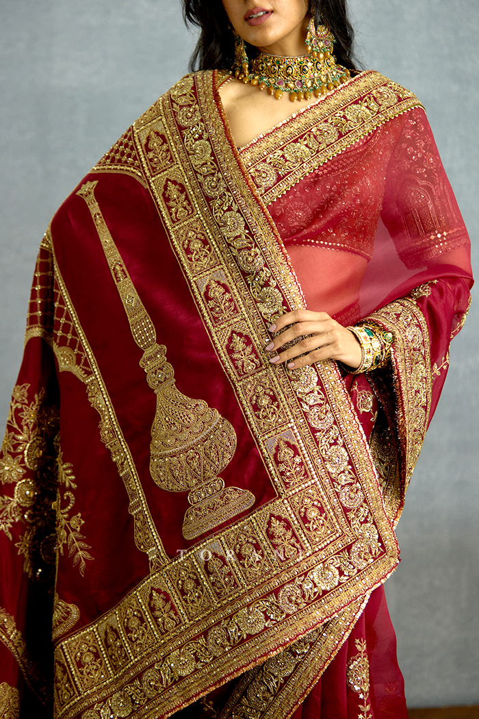 Shams Shaukat Mehel Saree