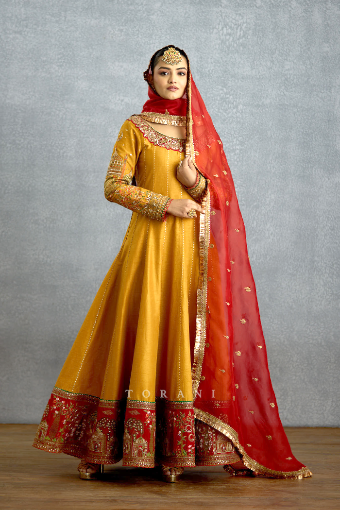 Noor Zehra Anarkali Set