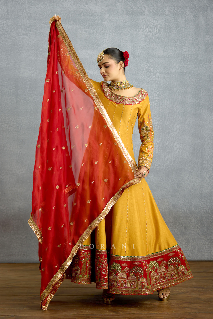 Noor Zehra Anarkali Set