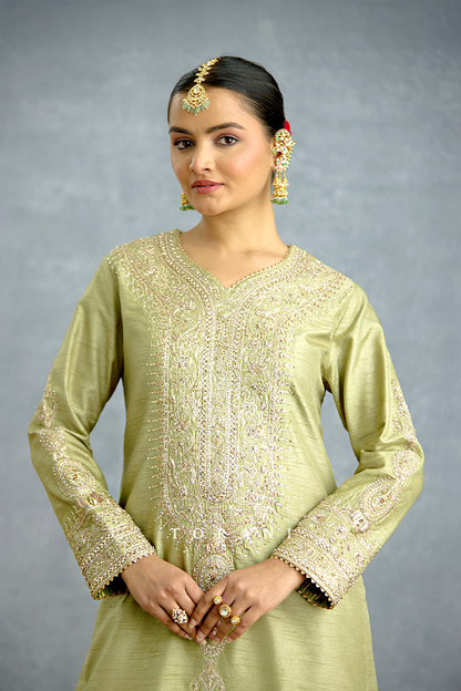 Pusta Noor Kurta Skirt Set