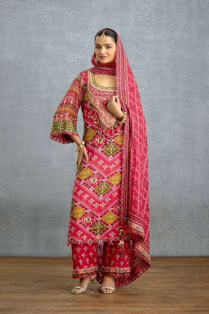 Raktangi Patola Kurta Set