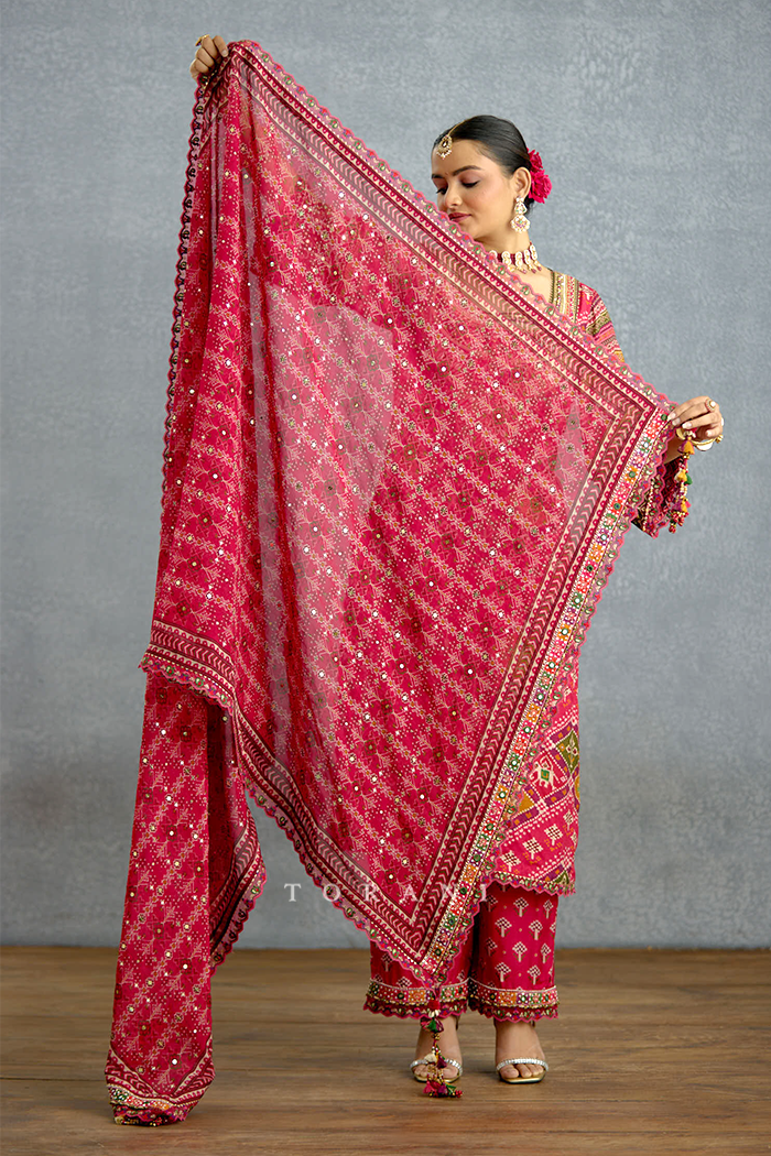 Raktangi Patola Kurta Set