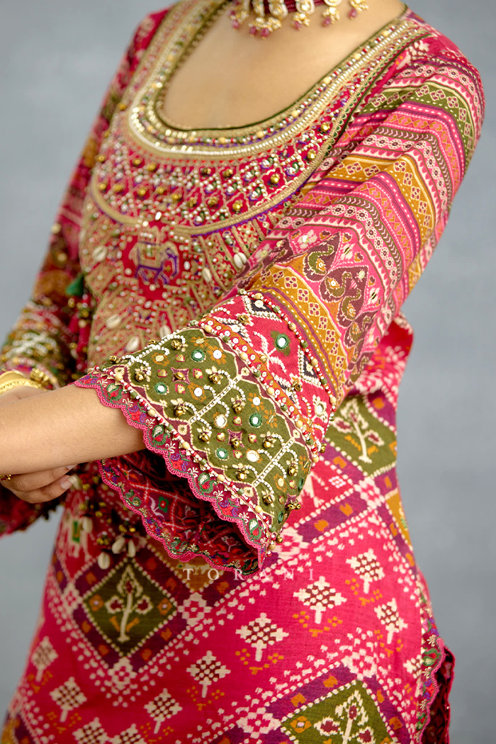 Raktangi Patola Kurta Set