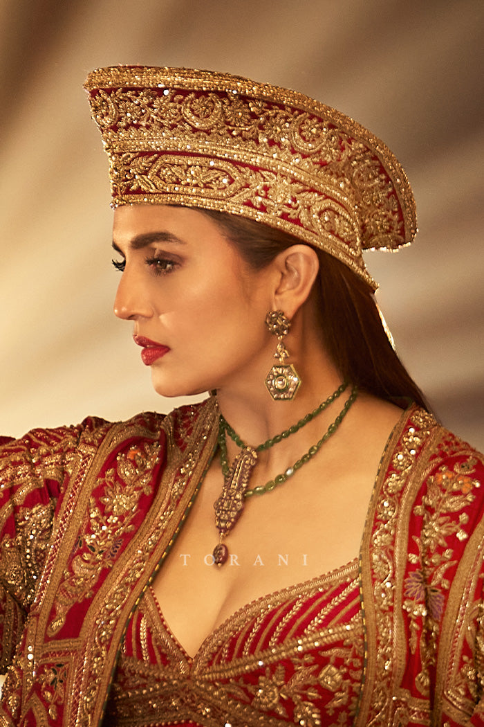 Zehra Taj Topi