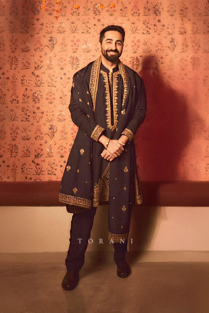 Ayushmann Khurrana in our Behare Yaar Kashim Kurta Set