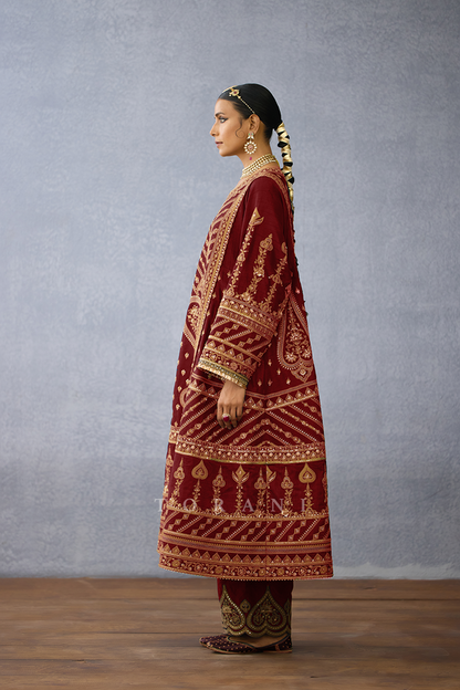 Surkh Leela Abho and Jama Kurta Set