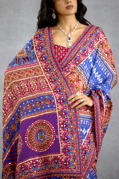 Niladri Gul Ena Saree