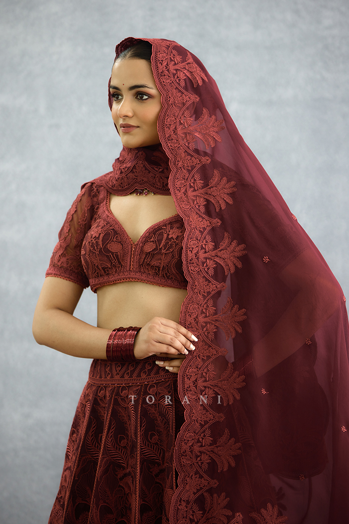 Laalima Advika Odhni