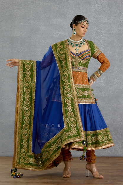 Hemrang Azraa Lehenga Set