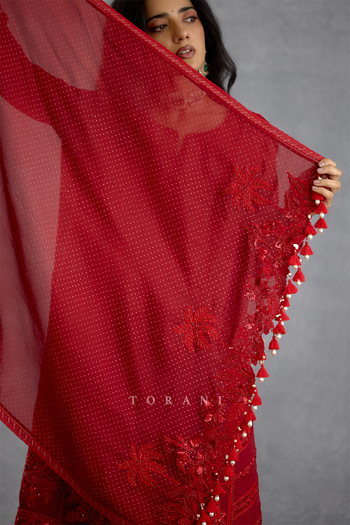 Surkh Samrina Kurta Set