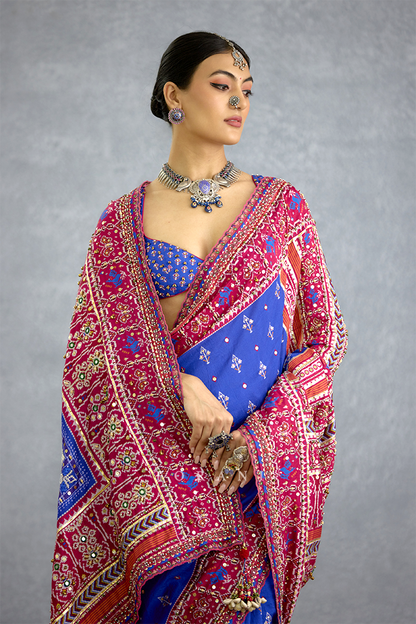 Niladri Sanvitha Saree