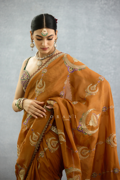 Nuraan Omaira Saree