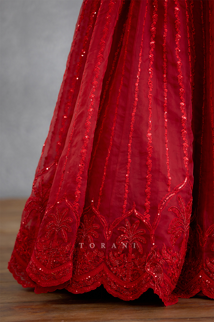 Surkh Wrija Lehenga Set