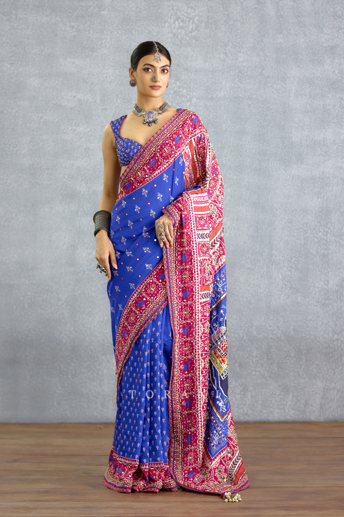 Niladri Sanvitha Saree