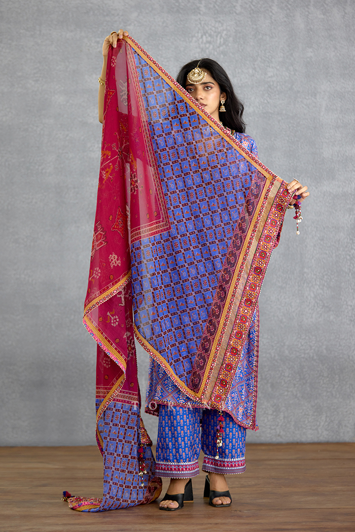 Niladri Darsha Kurta Set