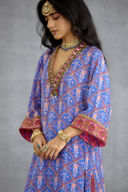 Niladri Darsha Kurta Set