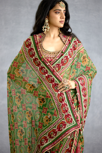 Trinaja Surkhi Ameesha Saree