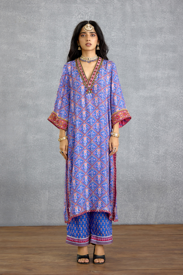 Niladri Darsha Kurta Set