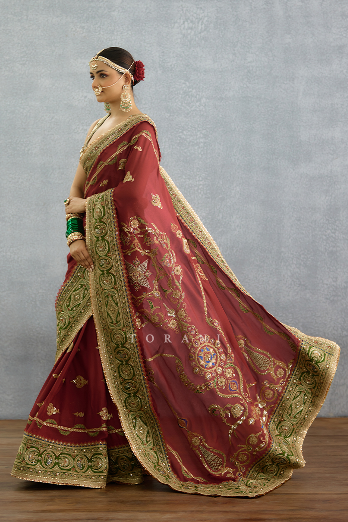 Zehra Neelat Aneeqa Saree Set