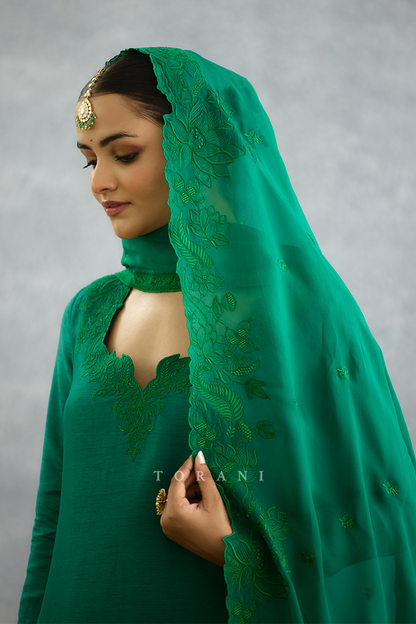 Parnabha Aanya Kurta Set