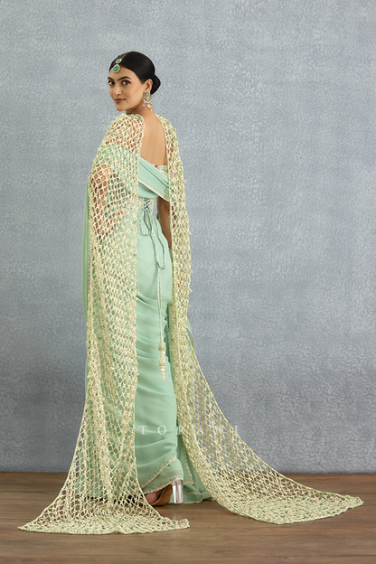 Parijaat Bela Odhni