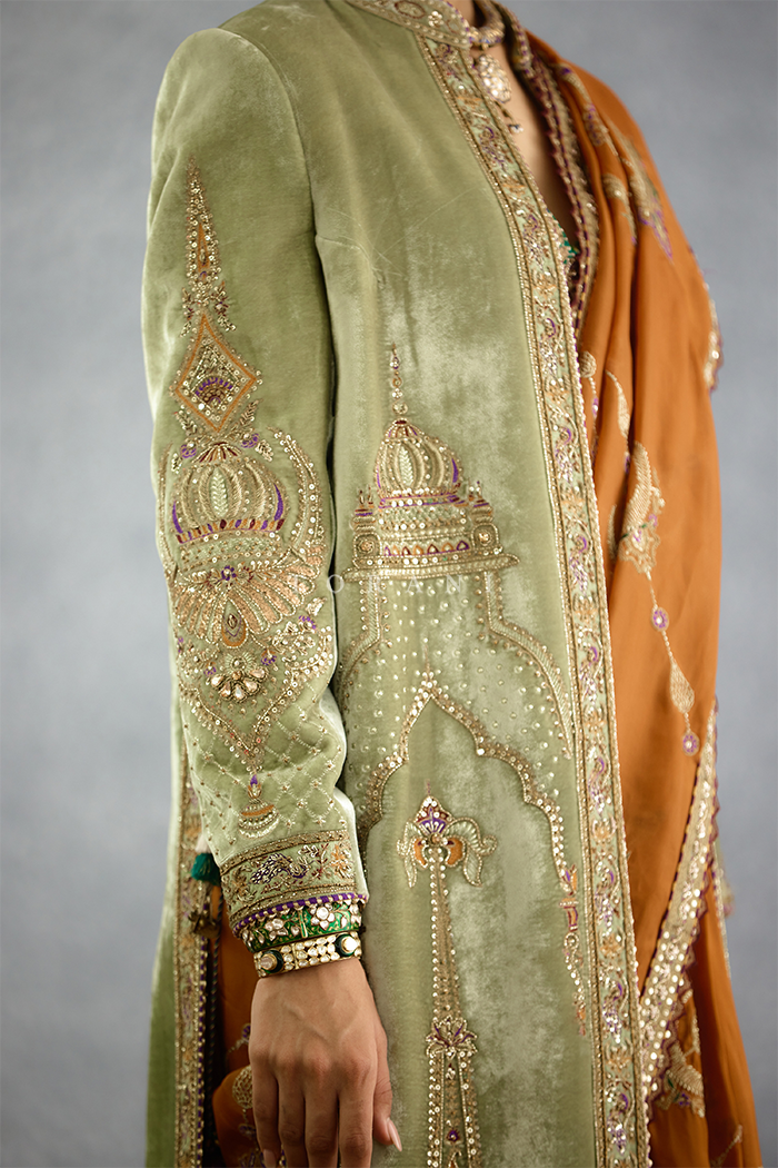 Nuraan Rangsaaz Omaira Saree Set